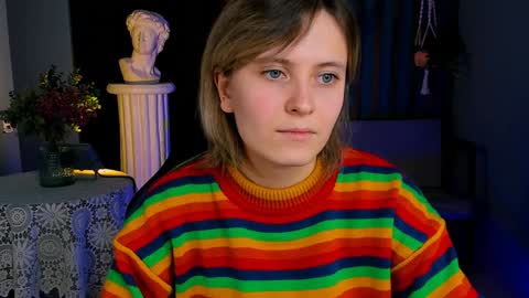 Snapshot of lolaasmus chatting on 01-21-25, 09:13 I consider myself the god Loki but life just calls me LOL online show from 01-21-25, 09:13