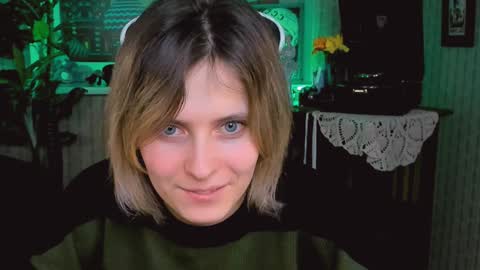 Snapshot of lolaasmus chatting on 01-24-25, 08:13 I consider myself the god Loki but life just calls me LOL online show from 01-24-25, 08:13