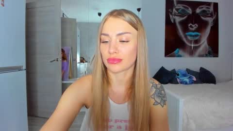 lolabani675452 online show from 10-13-25, 10:04