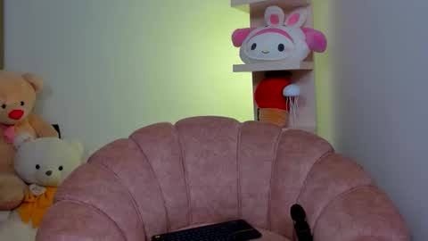 Snapshot of lolacoper chatting on 02-20-26, 01:00 LolaCoper online show from 02-20-26, 01:00