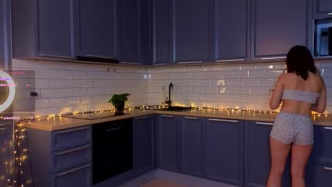 Snapshot of lolacrazy_ chatting on 03-09-26, 04:11 Lola online show from 03-09-26, 04:11