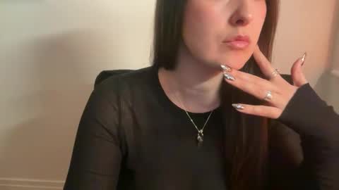 Snapshot of loladom chatting on 03-09-25, 06:00 Frt Pr1ncess online show from 03-09-25, 06:00