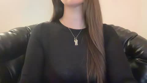 Snapshot of loladom chatting on 03-11-25, 09:48 Frt Pr1ncess online show from 03-11-25, 09:48