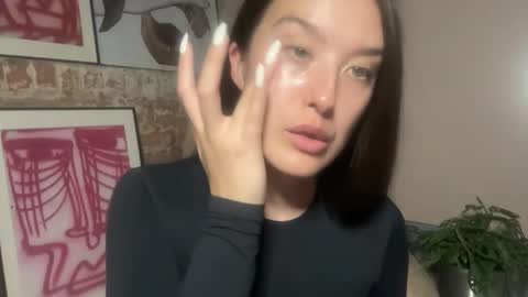 Snapshot of loladom chatting on 09-16-25, 07:37 Frt Pr1ncess online show from 09-16-25, 07:37