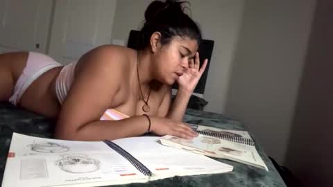 Snapshot of lolafoxlive chatting on 11-01-25, 03:58 lolafoxlive online show from 11-01-25, 03:58