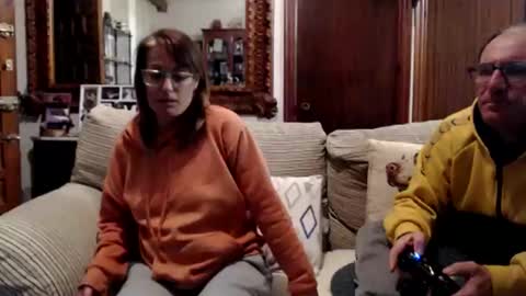 Snapshot of lolahueso chatting on 02-04-25, 07:22 LOLA HUESO y ERIC online show from 02-04-25, 07:22