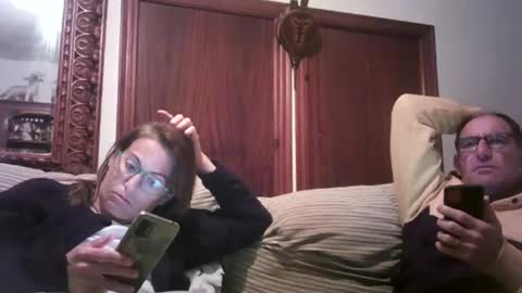 Snapshot of lolahueso chatting on 02-05-25, 11:28 LOLA HUESO y ERIC online show from 02-05-25, 11:28
