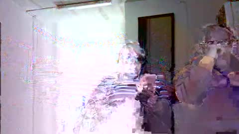 Snapshot of lolahueso chatting on 02-11-25, 06:55 LOLA HUESO y ERIC online show from 02-11-25, 06:55