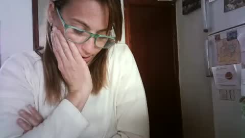 Snapshot of lolahueso chatting on 02-12-25, 09:10 LOLA HUESO y ERIC online show from 02-12-25, 09:10