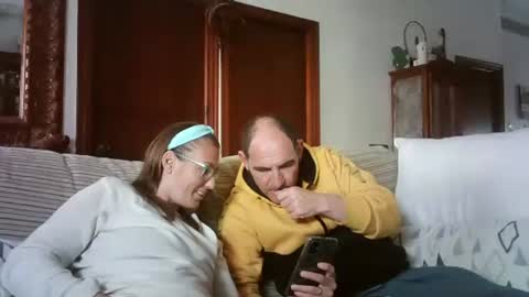 Snapshot of lolahueso chatting on 03-06-25, 03:35 LOLA HUESO y ERIC online show from 03-06-25, 03:35