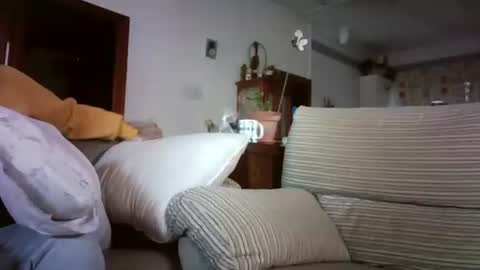 Snapshot of lolahueso chatting on 11-16-25, 03:17 LOLA HUESO y ERIC online show from 11-16-25, 03:17