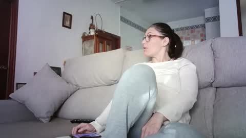 LOLA HUESO y ERIC online show from 04-03-26, 08:34