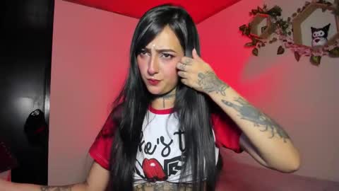 Lola online show from 02-15-26, 03:36