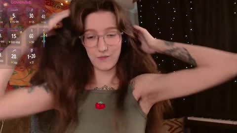lolami_ online show from 05-12-26, 07:16