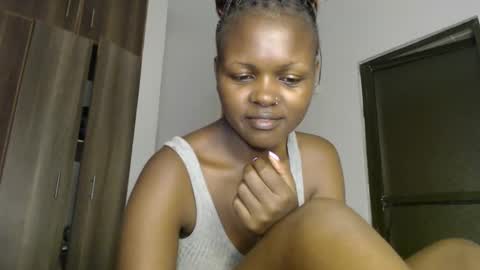 lolamia7 online show from 02-18-25, 06:15