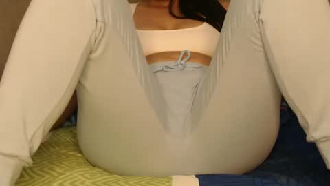 Snapshot of lolapaz3 chatting on 10-10-25, 09:14 Lola online show from 10-10-25, 09:14