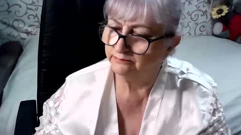 Snapshot of lolkaalyss chatting on 03-01-25, 09:26 LolkaAlyss online show from 03-01-25, 09:26