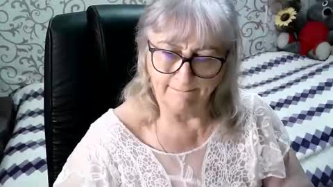 Snapshot of lolkaalyss chatting on 03-12-25, 06:55 LolkaAlyss online show from 03-12-25, 06:55