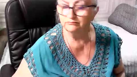 LolkaAlyss online show from 04-27-26, 09:35