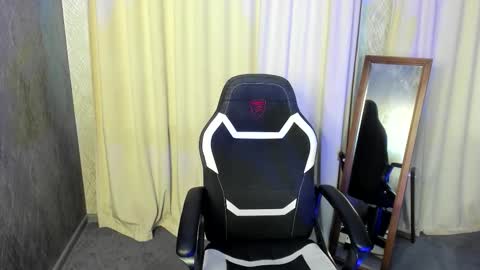 Lolla online show from 10-15-25, 01:22