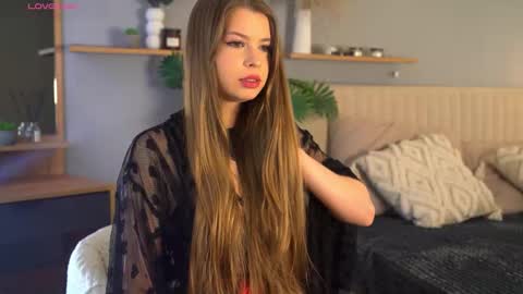 Lola online show from 02-25-26, 08:13