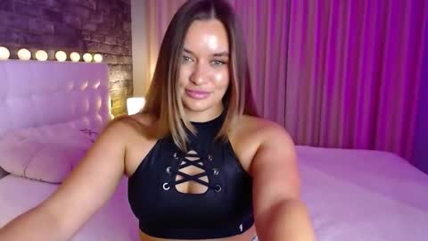 Snapshot of lollidoli__ chatting on 11-04-25, 04:50 Victoria online show from 11-04-25, 04:50