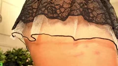 Rose online show from 09-16-25, 03:29