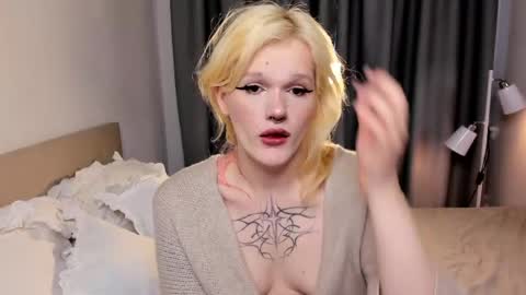 lollita online show from 04-23-26, 10:58