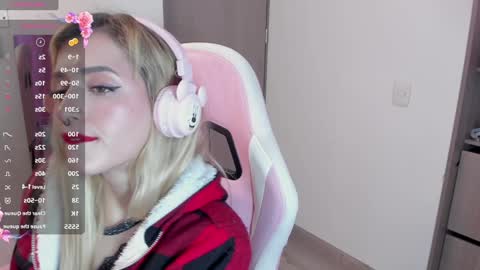 Snapshot of lolly_js_ chatting on 01-07-25, 02:10 Lolly online show from 01-07-25, 02:10