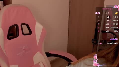 Snapshot of lolly_js_ chatting on 02-19-25, 02:12 Lolly online show from 02-19-25, 02:12