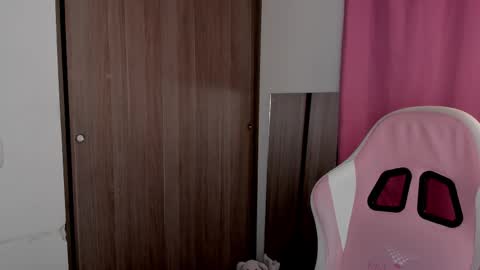 Snapshot of lolly_js_ chatting on 09-14-25, 02:33 Lolly online show from 09-14-25, 02:33