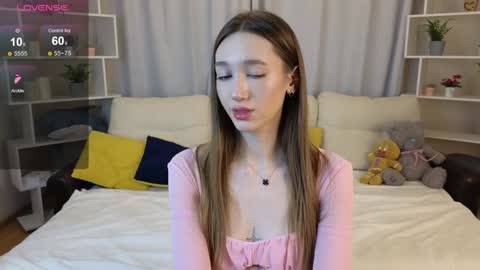 Snapshot of lolly_monica chatting on 01-06-25, 12:35 Monica online show from 01-06-25, 12:35