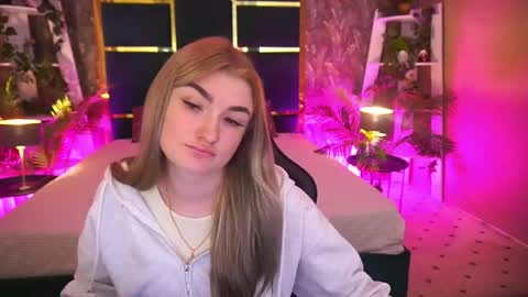 Loli online show from 05-05-26, 07:05