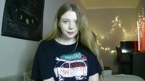 Lilly online show from 01-17-25, 03:43