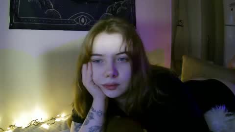 Lilly online show from 02-11-25, 02:24