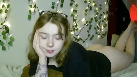 Lilly online show from 03-08-25, 07:09