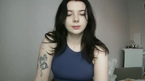 Lilly online show from 10-19-25, 01:45