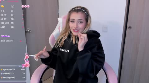 Lolly online show from 12-31-24, 04:27