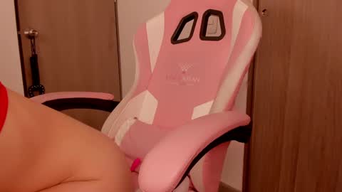 Lolly online show from 02-18-25, 03:10