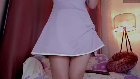 Snapshot of lollypetitte_ chatting on 12-19-25, 06:53 Lolly online show from 12-19-25, 06:53