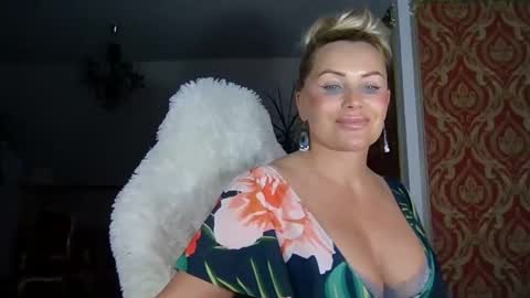 Snapshot of lollyta2023 chatting on 02-15-25, 03:06 Roxy online show from 02-15-25, 03:06