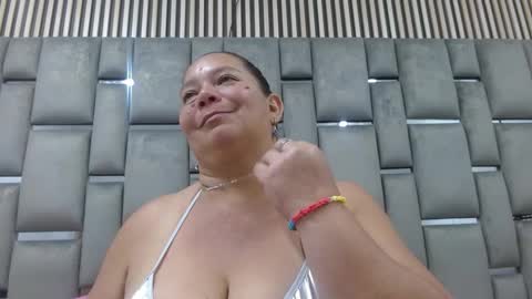 loly47 online show from 09-19-25, 05:35