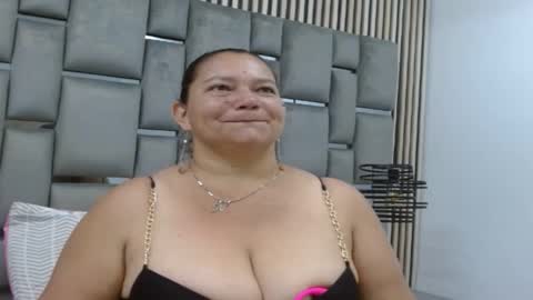 loly47 online show from 09-25-25, 04:43