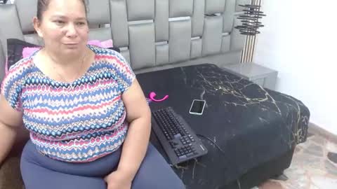 loly47 online show from 10-22-25, 12:22