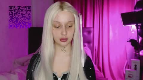 Kari online show from 03-19-26, 07:51