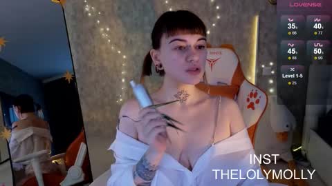 Snapshot of lolymolli chatting on 11-23-25, 10:04 Molli online show from 11-23-25, 10:04