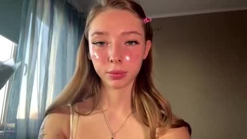 Lili online show from 03-09-26, 03:38