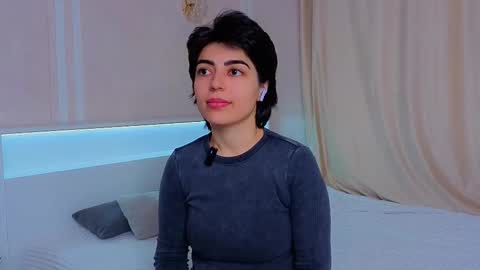 Snapshot of lomapum chatting on 10-28-25, 02:59 Tessa online show from 10-28-25, 02:59