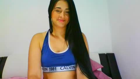 Snapshot of lomaslindosoyyo chatting on 01-24-25, 11:45 estehfania online show from 01-24-25, 11:45