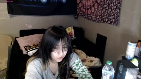 Snapshot of londonray chatting on 11-02-25, 09:11 londonray online show from 11-02-25, 09:11